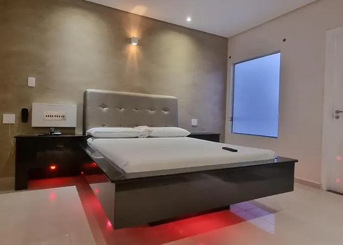 Motel Free